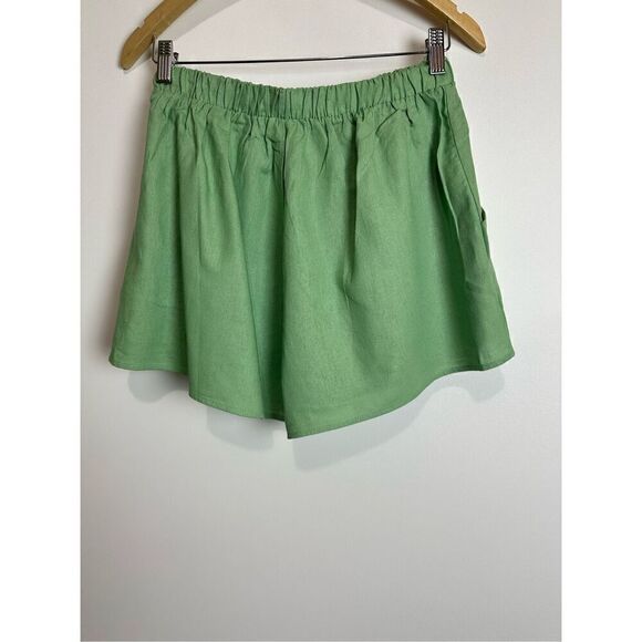 Sage green linen short set - Picture 9 of 9